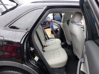 Audi Q3 1.4 TFSI Automatik*PANORAMADACH*NAVI*SHZ* - foto 5