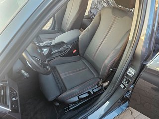 BMW 320 d Sport Line*PANO*AHK*SPORTSITZE*PDC*SHZ* - foto 1