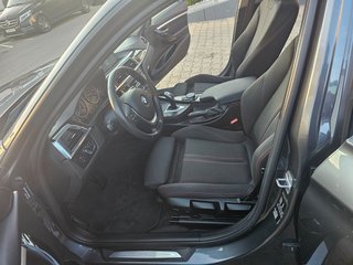BMW 320 d Sport Line*PANO*AHK*SPORTSITZE*PDC*SHZ* - foto 2