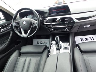 BMW 530 i xDrive*PANORAMADACH*LEDER*LED*ALU*PDC* - bilder 1