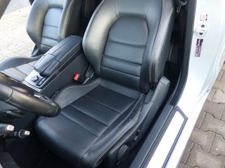 Mercedes-Benz E 200 E Coupe Automatik*LEDER*PANO*AMG PAKET*LED - bilder 4