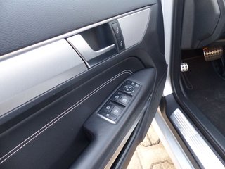 Mercedes-Benz E 200 E Coupe Automatik*LEDER*PANO*AMG PAKET*LED - bilder 9