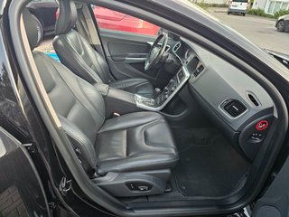 Volvo S60 Lim. Summum*NAVI*LEDER*KAMERA*ACC*PDC*SHZ*XE - bilder 4