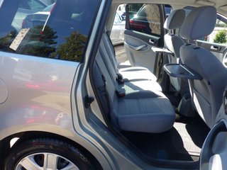 Ford C-MAX Style Automatik*AHK*XENON*SHZ*PDC*NAVI* - foto 6