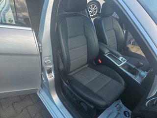 Mercedes-Benz C 220 CDI Avantgarde*NAVI*AHK*FACELIFT*LEDER* - foto 5