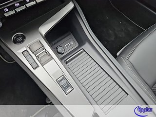 Peugeot 308 SW Hybrid 136 GT  Kamera Navi Lenkradheizung - bilder 11
