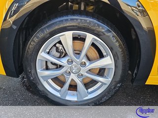 Peugeot e-208 Active Pack   Sitzheizung PDC Navi DAB - bilder 1