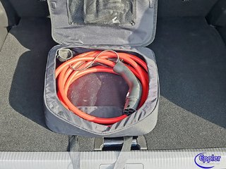 Peugeot 2008 Elektro GT Panodach Kamera Navi - bilder 13