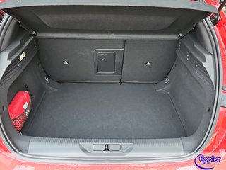 Peugeot 308 Allure Pack   130 EAT8 Kamera SHZ Navi ACC - bilder 7