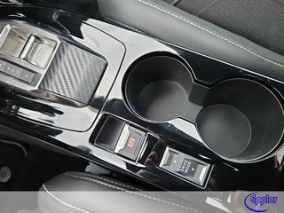 Peugeot e-208  GT Pack Kamera Alcantara Panodach PDC - bilder 5