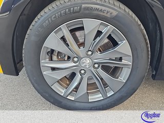 Peugeot e-208 Active Pack  Navi Sitzheizung PDC - bilder 1