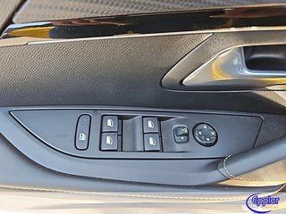 Peugeot E-208  GT Panodach Keyless Navi Sitzheizung - bilder 2