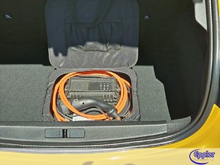 Peugeot E-208  GT Panodach Keyless Navi Sitzheizung - bilder 13