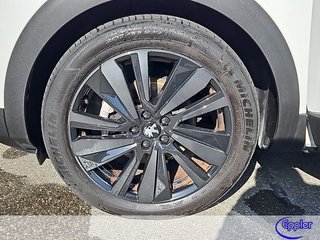 Peugeot 3008  GT 130 EAT8 PanoDach Navi AHK Kamera - foto 1