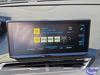 Peugeot 3008  GT 130 EAT8 PanoDach Navi AHK Kamera - foto 7