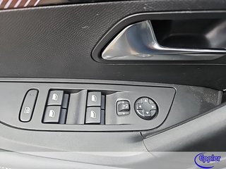 Peugeot 2008 Allure  130 EAT8 Kamera Navi SHZ Keyless - bilder 2