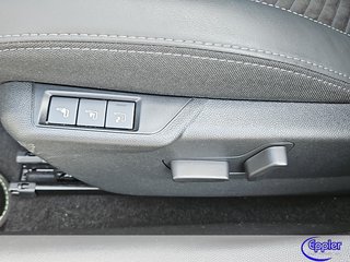 Peugeot 2008 Hybrid 145 GT   Kamera Massagesitz Navi - foto 3