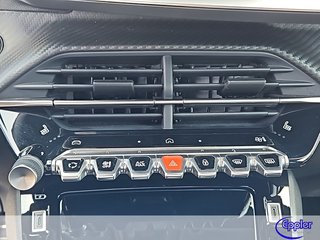 Peugeot 2008 Hybrid 145 GT   Kamera Massagesitz Navi - foto 12