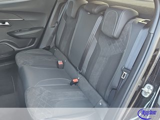 Peugeot e-2008 GT Pack Panodach Kamera Navi Full-LED - bilder 10