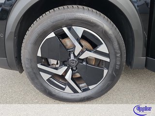 Peugeot 2008 Hybrid 136 Allure AHK Navi Kamera SHZ - bilder 1