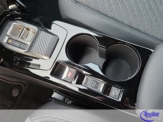 Peugeot 2008 Hybrid 136 Allure AHK Navi Kamera SHZ - bilder 6