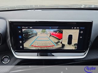 Peugeot 2008 Hybrid 136 Allure AHK Navi Kamera SHZ - bilder 11