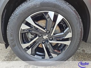 Peugeot 2008 Allure  Elektro Sitzheizung Navi PDC - bilder 1