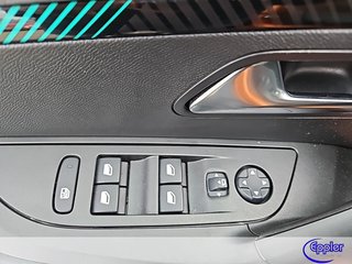 Peugeot 2008 Allure  Elektro Sitzheizung Navi PDC - bilder 2