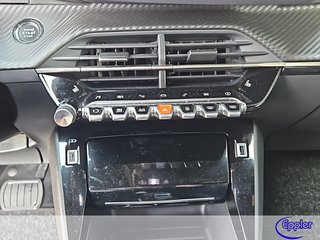 Peugeot 2008 Allure Pack   Elektro 136 Navi SHZ - bilder 4