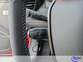 Peugeot 2008 Allure Pack   Elektro 136 Navi SHZ - bilder 9
