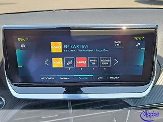 Peugeot 208 Elektro GT NAVI Kamera Touchscreen Sitzheizung Alu - bilder 7