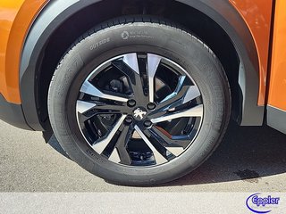 Peugeot 2008 Allure 130 EAT8 GT Line AHK Kamera Navi ACC - bilder 1