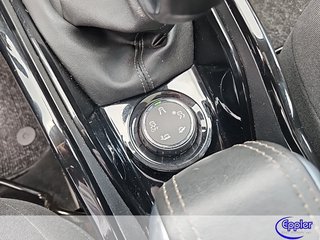 Peugeot 2008 Allure  110 PT Kamera Klima Sitzheizung - bilder 10