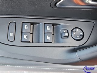 Peugeot e-2008 Allure Pack   Kamera Navi Sitzheizung - bilder 2