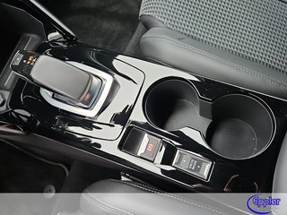 Peugeot e-2008  GT Kamera Sitzheizung PDC Full-LED - bilder 9