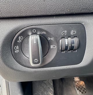 Audi A3 Sportback 1.2 TFSI Attraction  EINPARKHILFE/AHK - foto 14