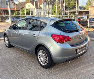 Opel Astra J 1.4 Turbo  EINPARKHILFE/SITZHEIZ./TEMPOMAT - photo 6