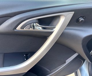 Opel Astra J 1.4 Turbo  EINPARKHILFE/SITZHEIZ./TEMPOMAT - photo 9