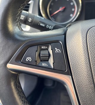 Opel Astra J 1.4 Turbo  EINPARKHILFE/SITZHEIZ./TEMPOMAT - photo 2