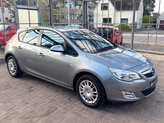 Opel Astra J 1.4 Turbo  EINPARKHILFE/SITZHEIZ./TEMPOMAT - photo 17