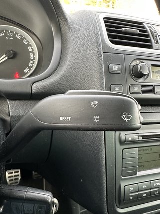 Skoda Roomster Scout  SHZ TEMPOMAT KLIMA TÜV NEU - bilder 2