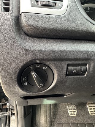 Skoda Roomster Scout  SHZ TEMPOMAT KLIMA TÜV NEU - bilder 15