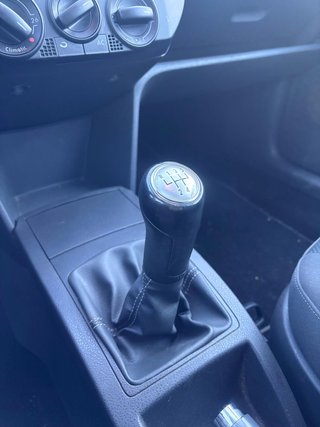 Volkswagen Polo 1.2 Black Edition  TÜV NEU/8-fach bereift - foto 1