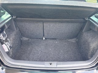 Volkswagen Polo 1.2 Black Edition  TÜV NEU/8-fach bereift - bilder 4