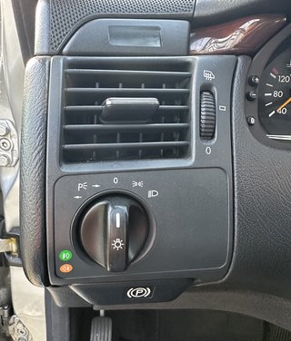 Mercedes-Benz E 320 4Matic  TÜV/EXTREM GUT AUSGESTATTET - photo 8