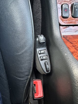 Mercedes-Benz E 320 4Matic  TÜV/EXTREM GUT AUSGESTATTET - photo 10