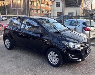 Hyundai i20 1.2 FIFA World Cup Edition  GANZJAHRESREIF./TÜV. - photo 5