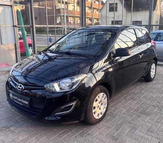 Hyundai i20 1.2 FIFA World Cup Edition  GANZJAHRESREIF./TÜV. - photo 16