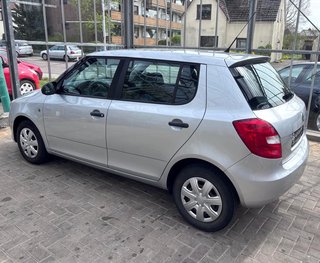 Skoda Fabia 1.2 TSI  TÜV + STEUERKETTE NEU - bilder 4