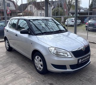 Skoda Fabia 1.2 TSI  TÜV + STEUERKETTE NEU - bilder 1